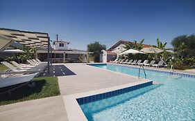 Mirsini Studios&Apartments